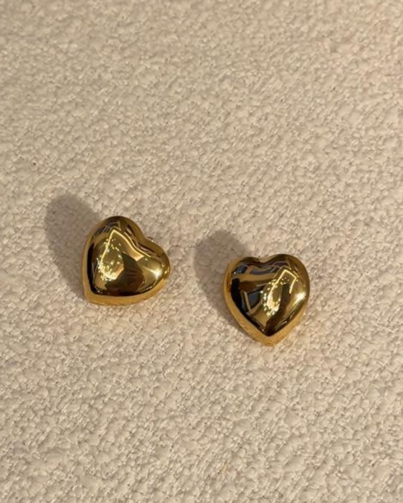 Viola Gold Heart Earrings